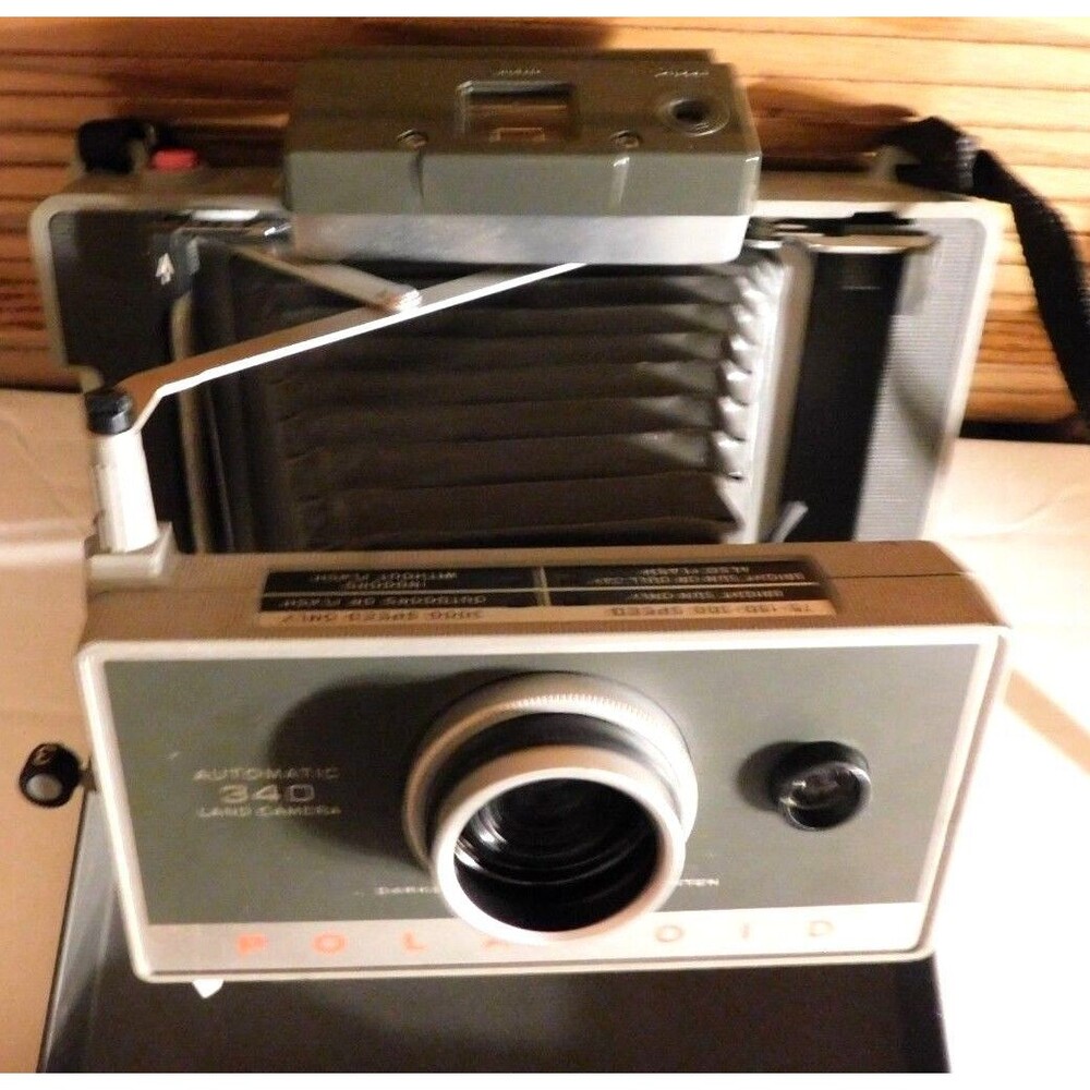 Polaroid 340 Camera Vintage Automatic Land Camera